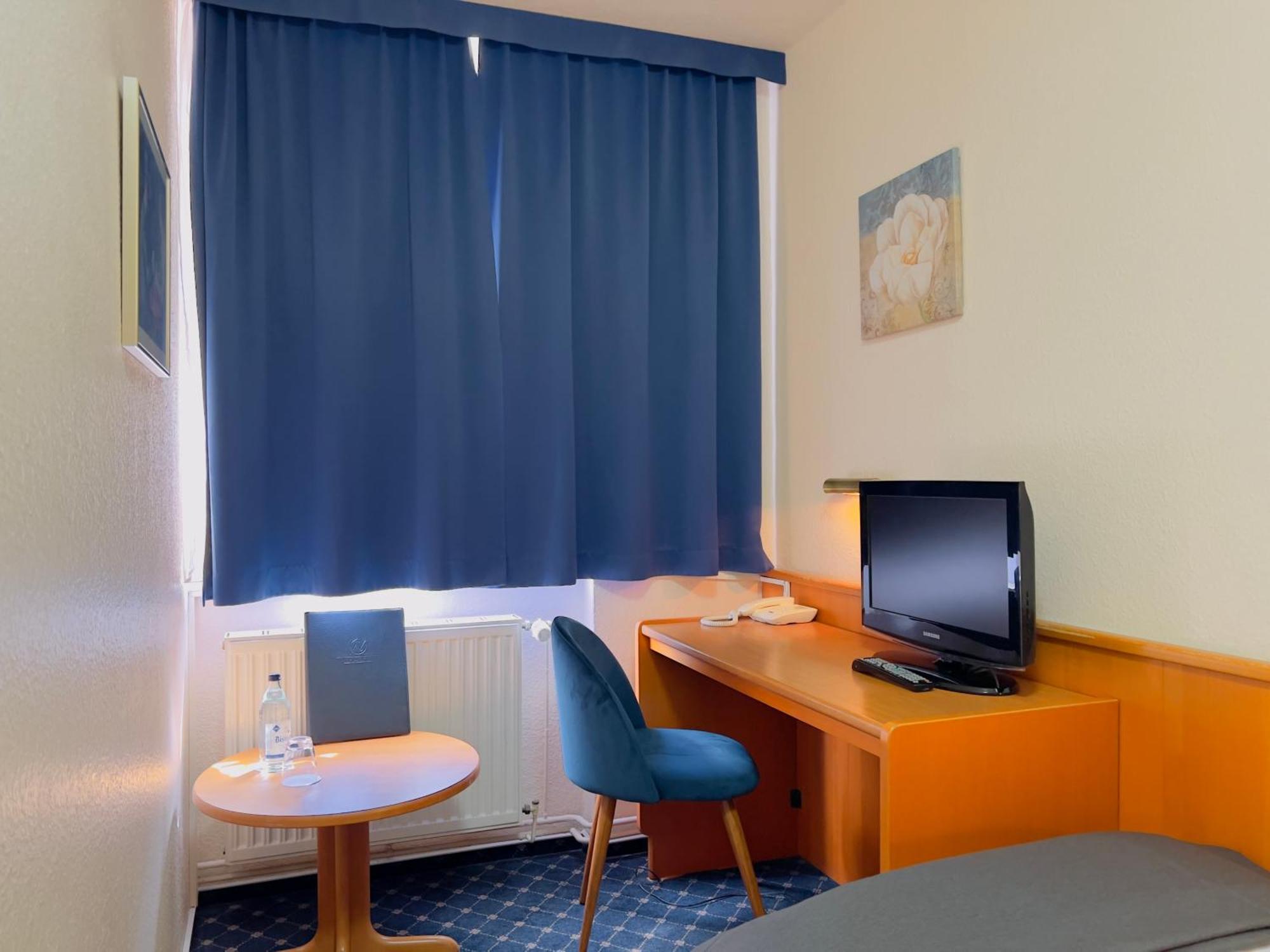 Elbbruecken Hotel Hamburg Exterior photo