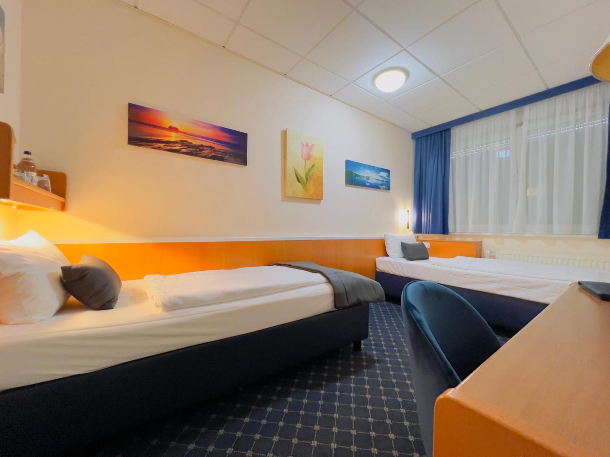 Elbbruecken Hotel Hamburg Exterior photo